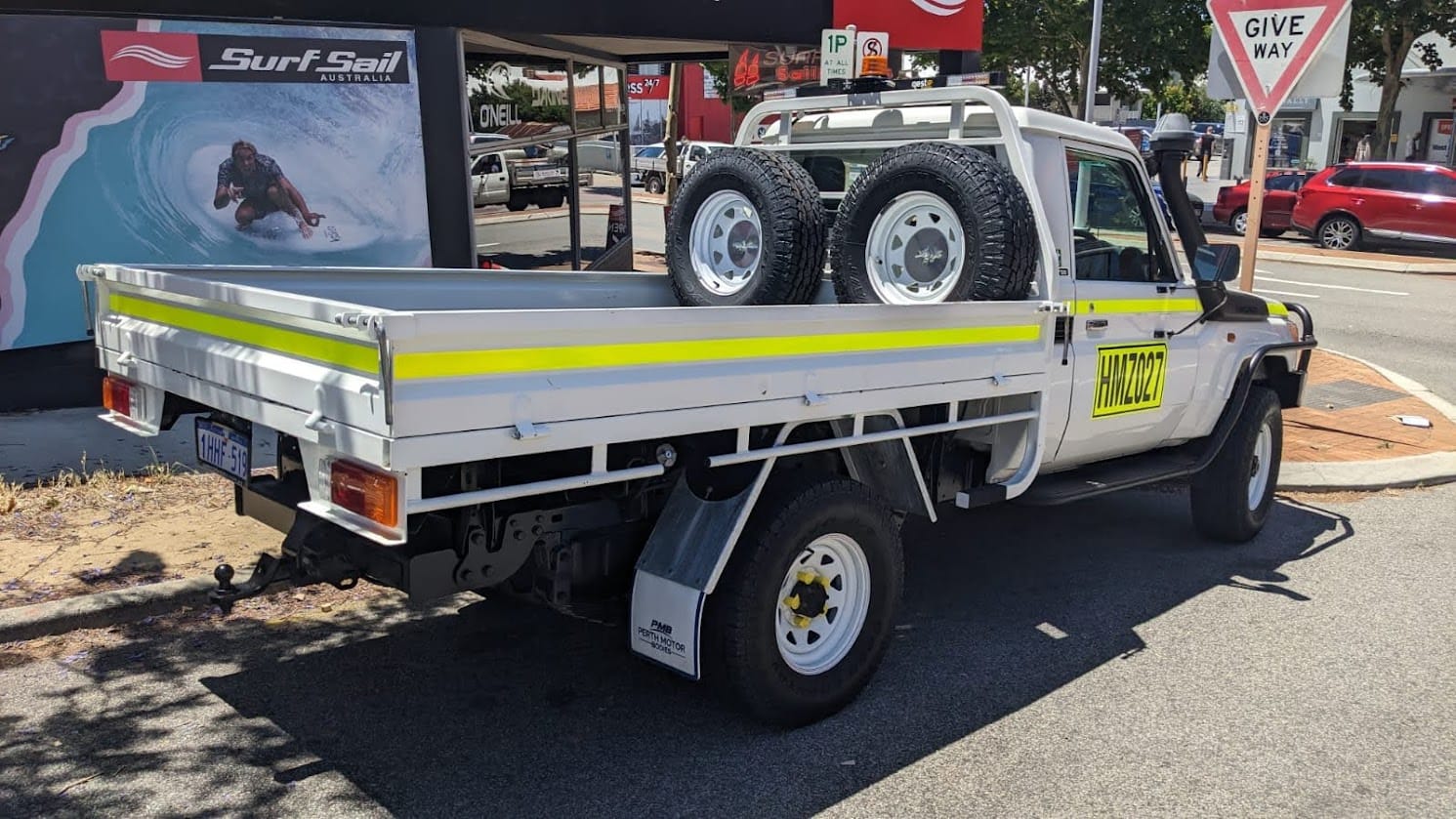 Humanz team vehicle resting on a remote site while managing driver fatigue and field workforce compliance